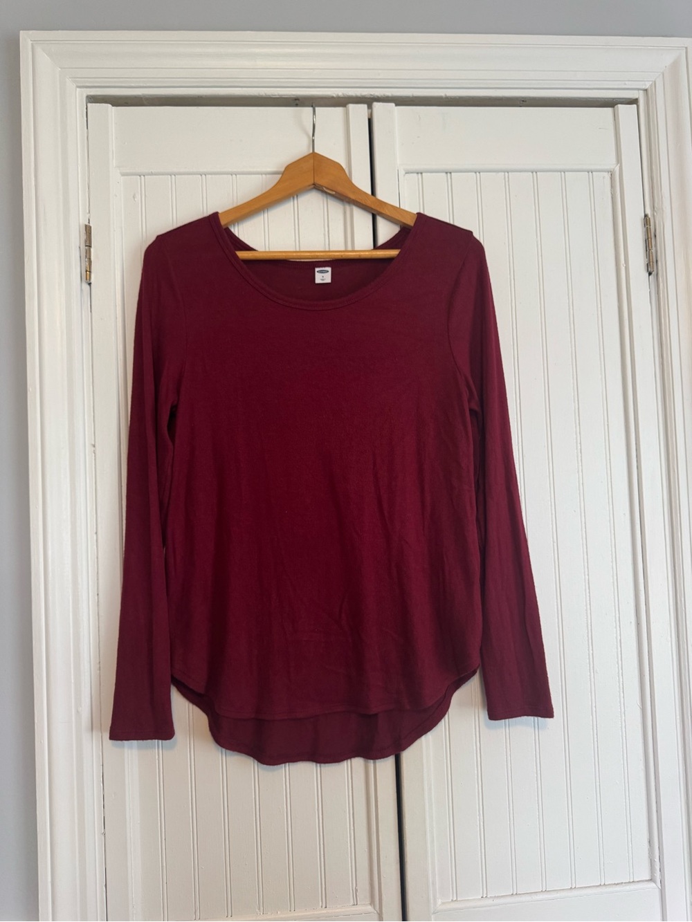 Old Navy Women's Scoop Neck Long-Sleeve Top - Wine